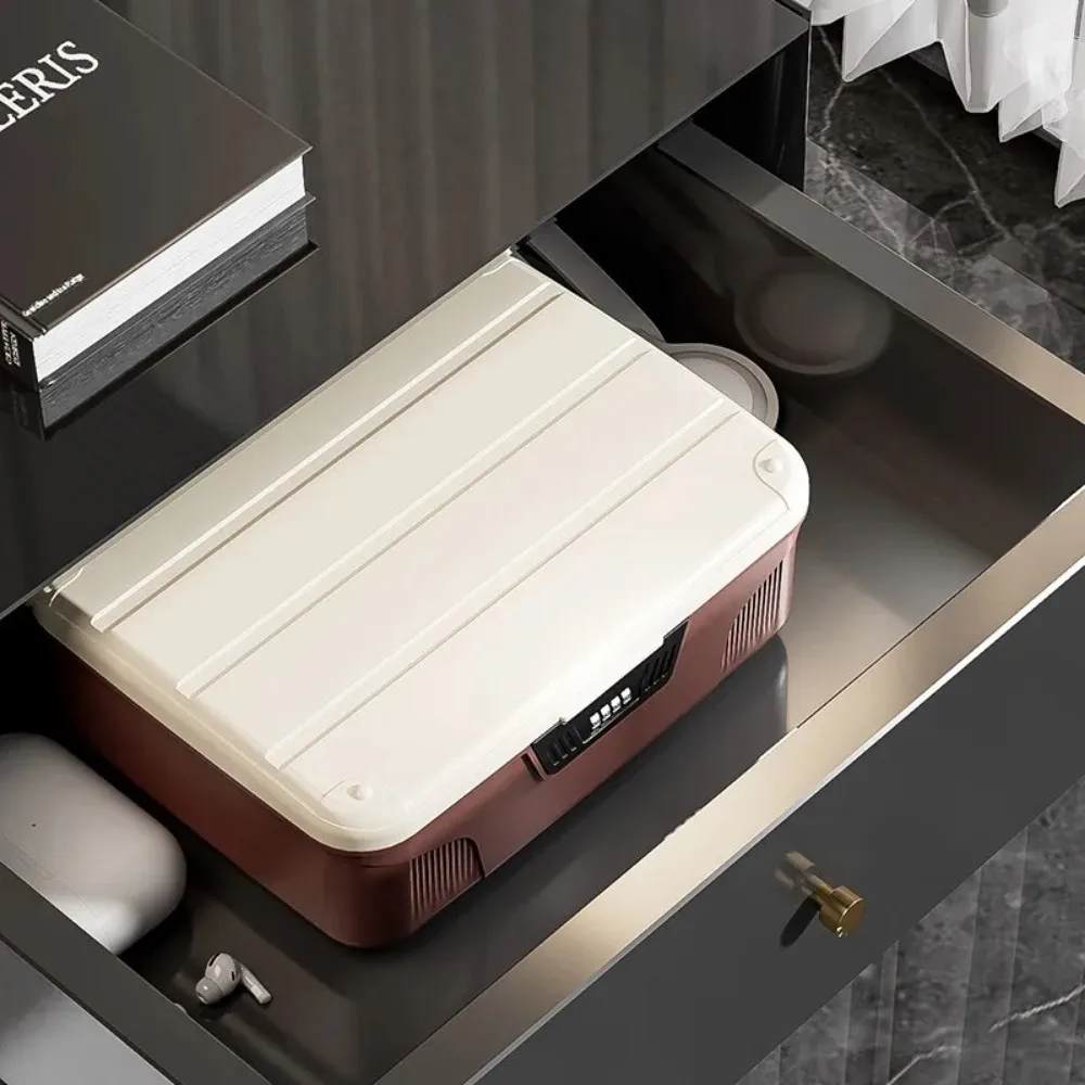 Bezpieczny schowek na paszport – Food Storage With Lock recenzja i cena